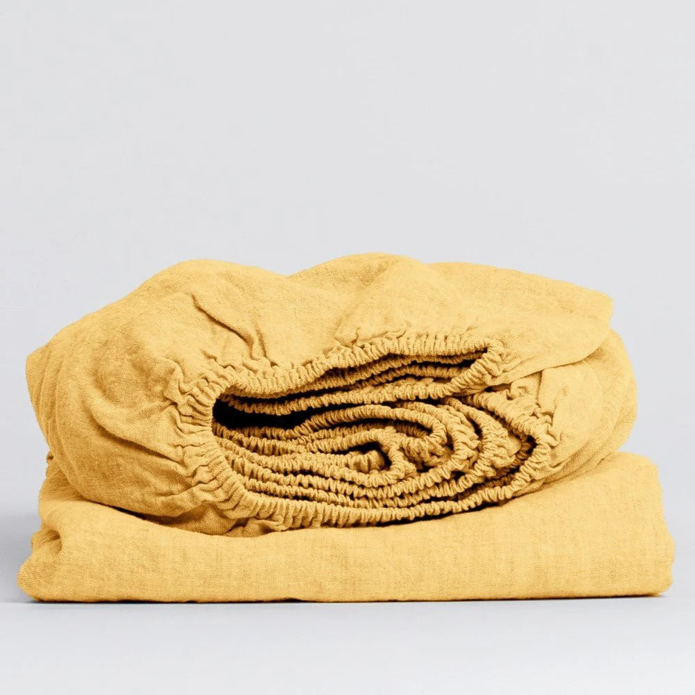 Butter yellow linen fitted sheet