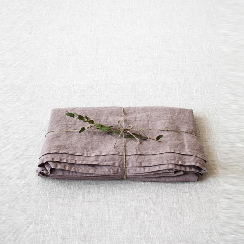 Ashes of roses linen flat sheet, detail